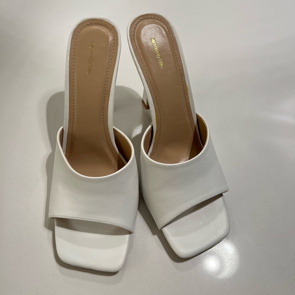 Pretty Little Thing White Heels Size 8